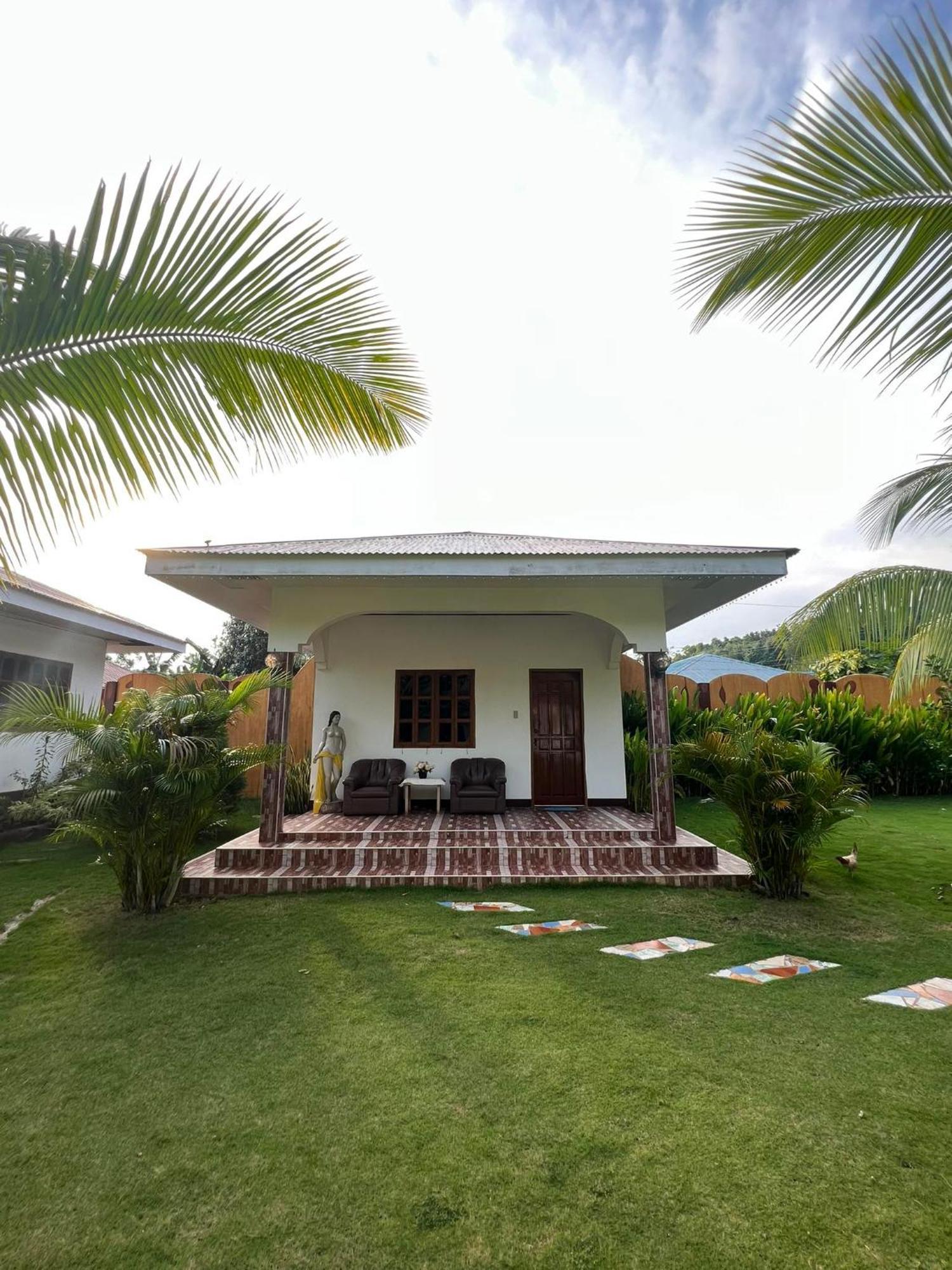 E&N Paradise Island Resort Siquijor Rom bilde