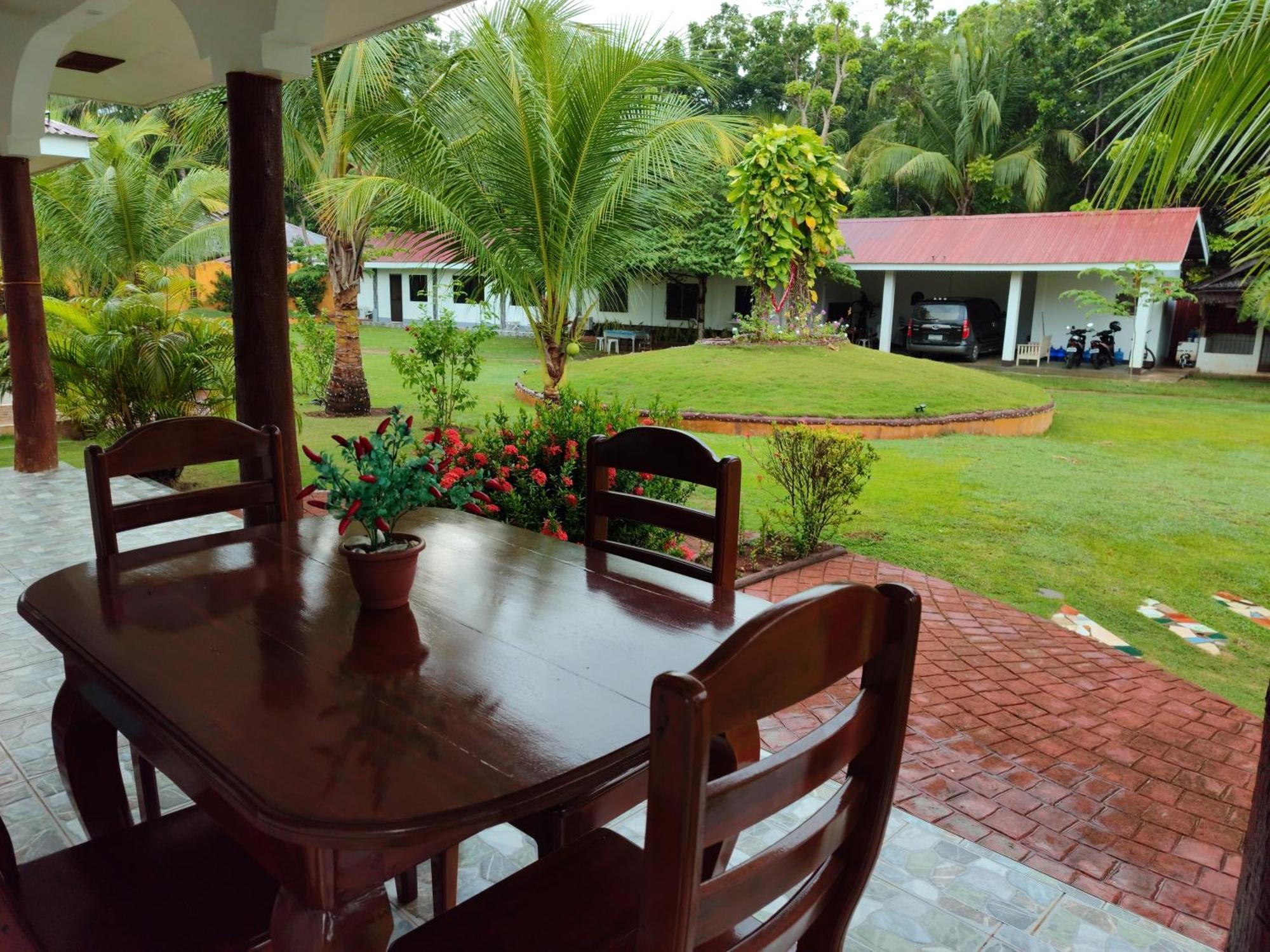 E&N Paradise Island Resort Siquijor Rom bilde